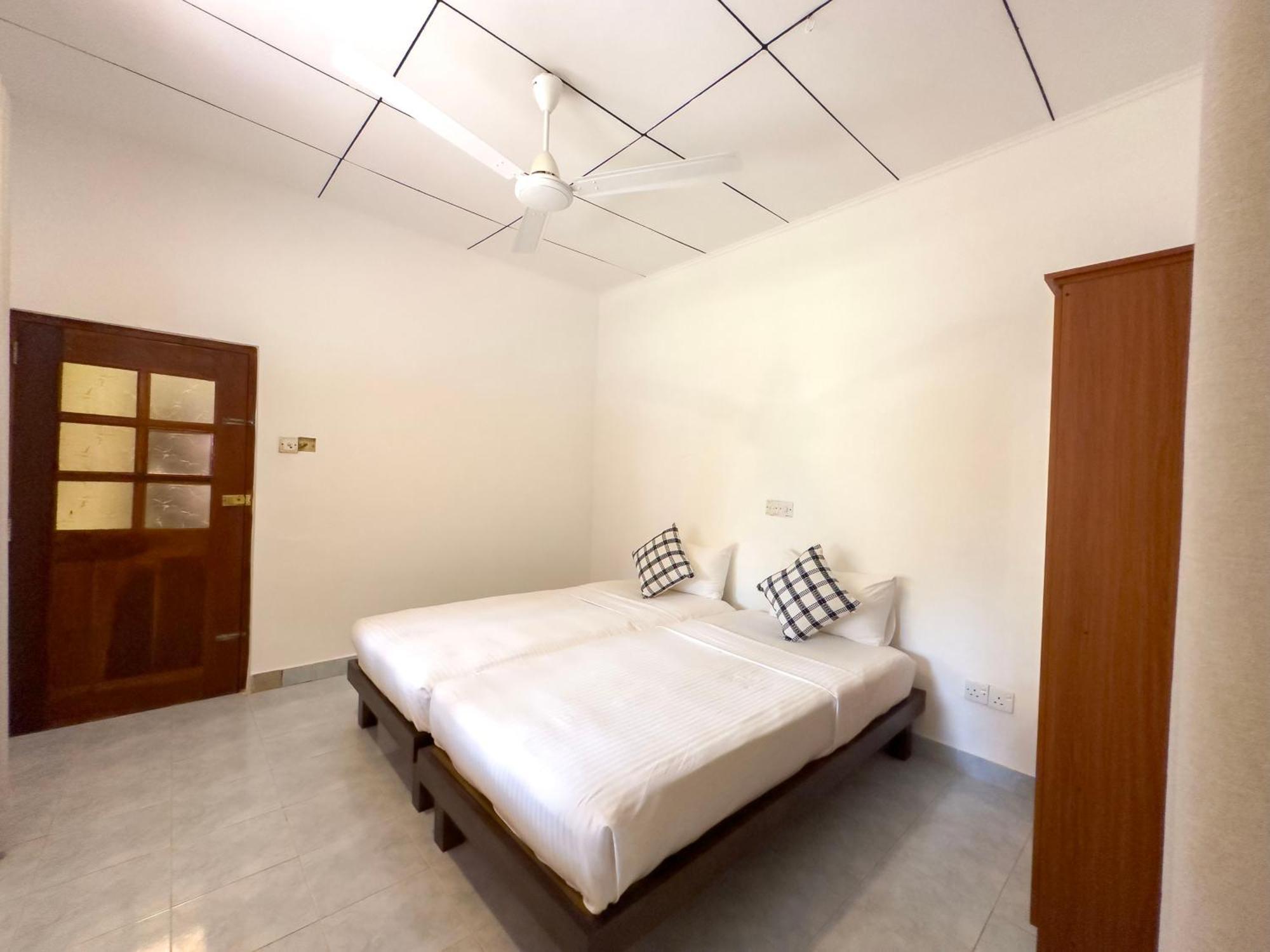 Bungalow By Tropical Villa Weligama Exteriör bild